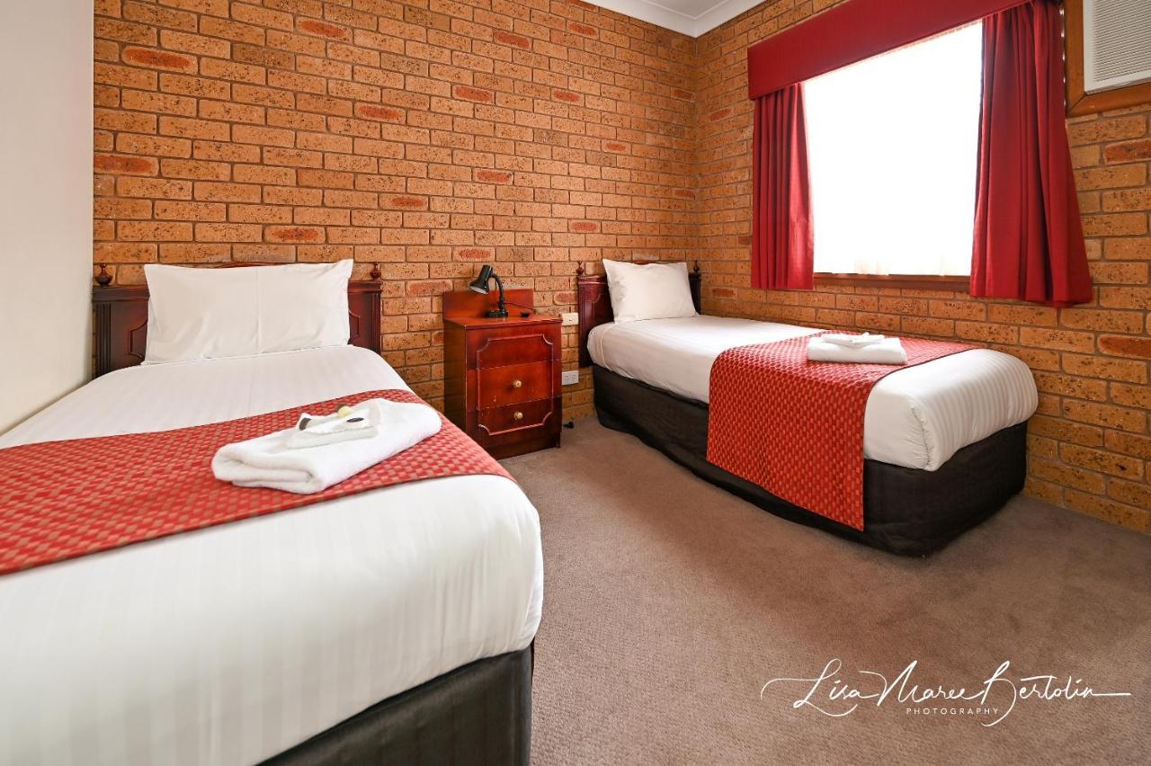 Narrandera Club Motor Inn Buitenkant foto
