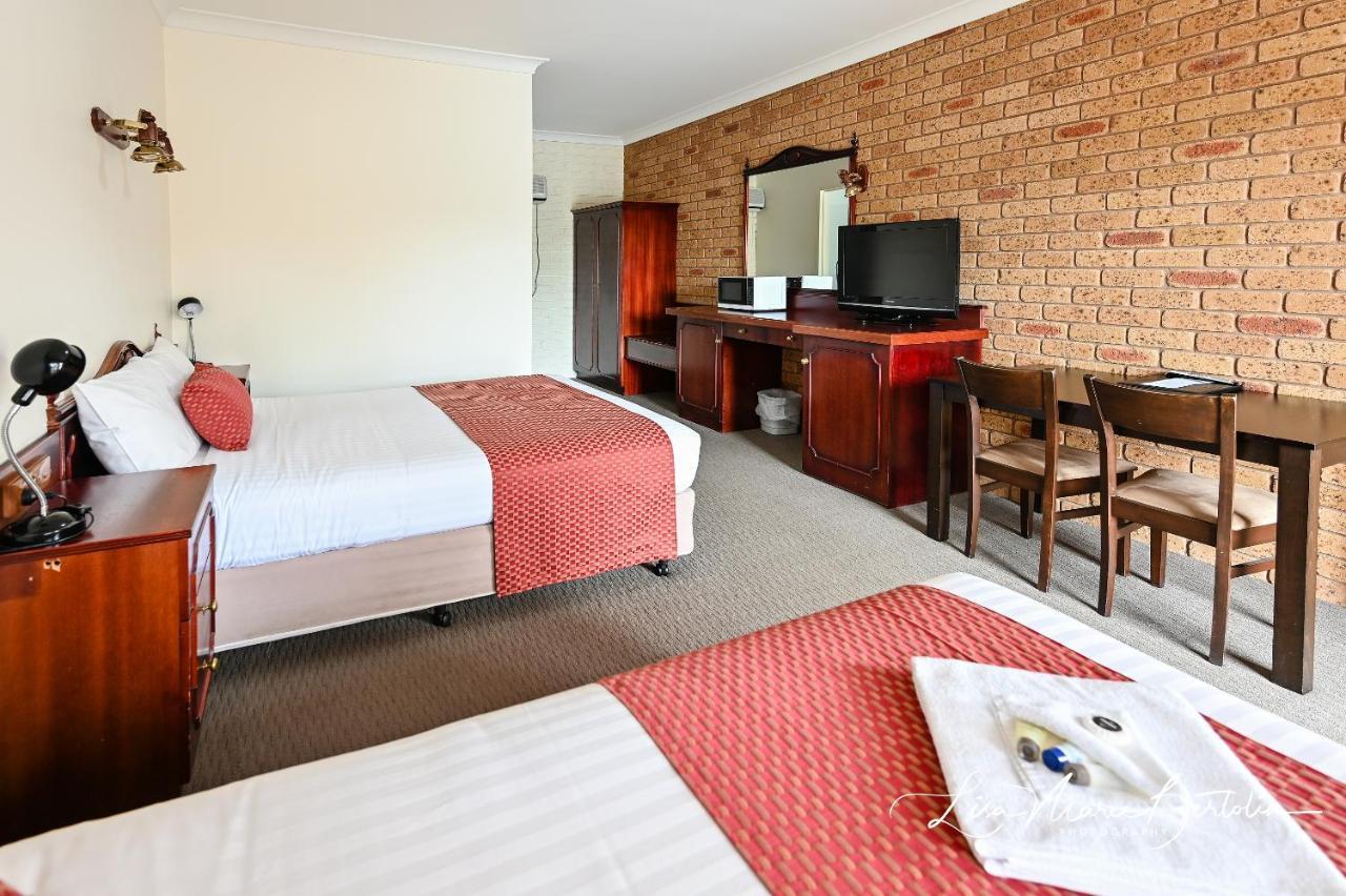 Narrandera Club Motor Inn Buitenkant foto